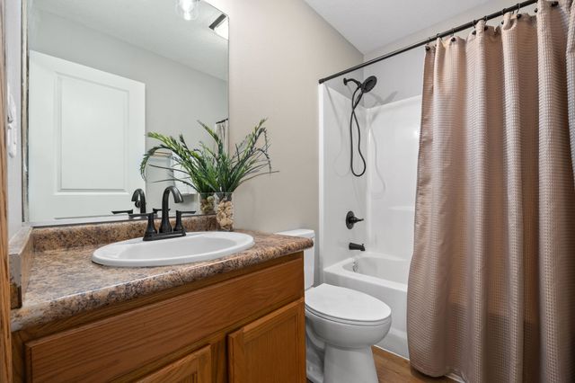 3163 SW Arlan Lane, Ankeny, IA 50023