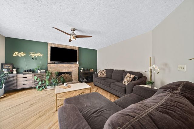 891 Dunvegan Circle, Pickerington, OH 43147