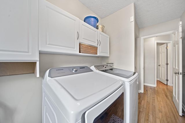 891 Dunvegan Circle, Pickerington, OH 43147