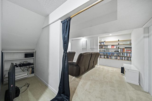 891 Dunvegan Circle, Pickerington, OH 43147