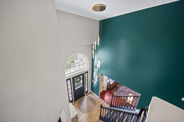 891 Dunvegan Circle, Pickerington, OH 43147