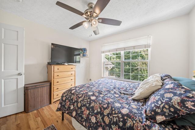 891 Dunvegan Circle, Pickerington, OH 43147