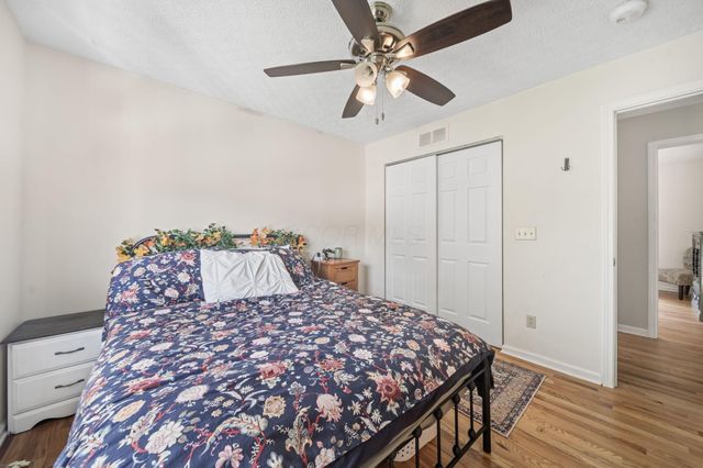 891 Dunvegan Circle, Pickerington, OH 43147