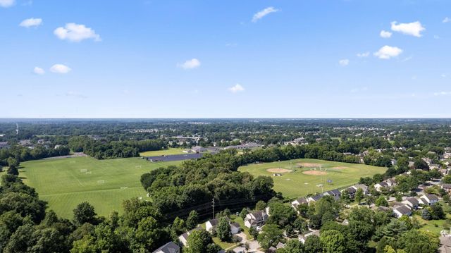 891 Dunvegan Circle, Pickerington, OH 43147