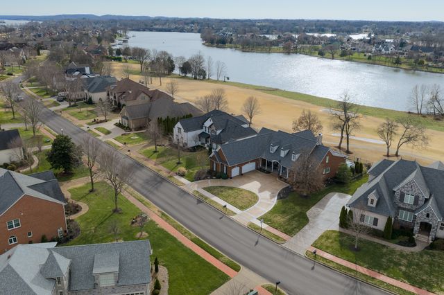 945 Plantation Blvd, Gallatin, TN 37066