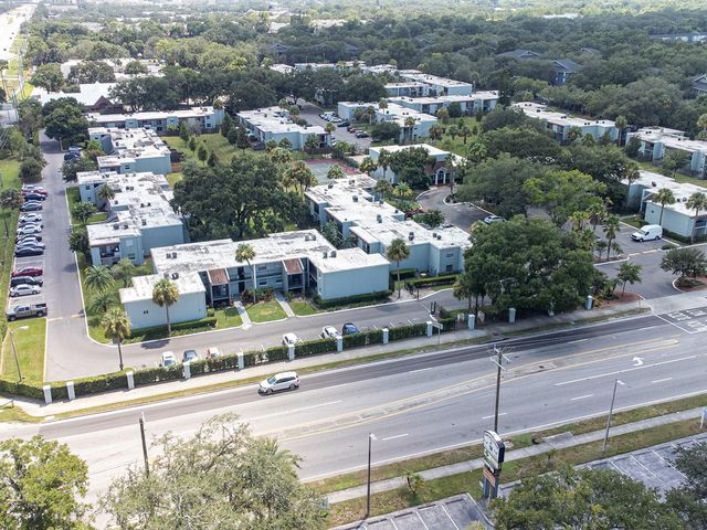 2876 SOMERSET PARK DRIVE 201, Tampa, FL 33613