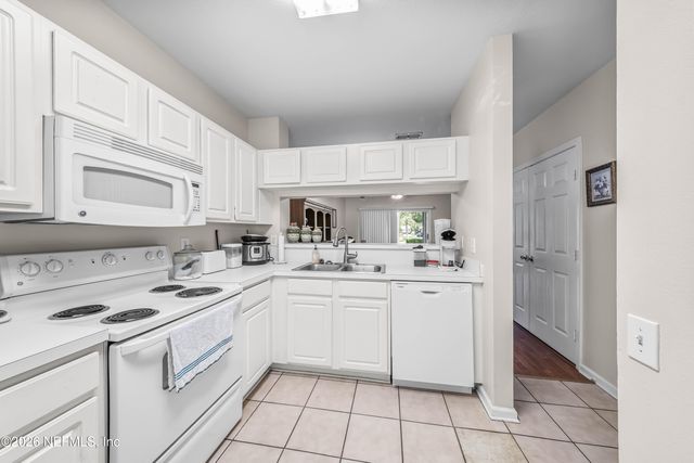 8230 DAMES POINT CROSSING Boulevard 1307, Jacksonville, FL 32277