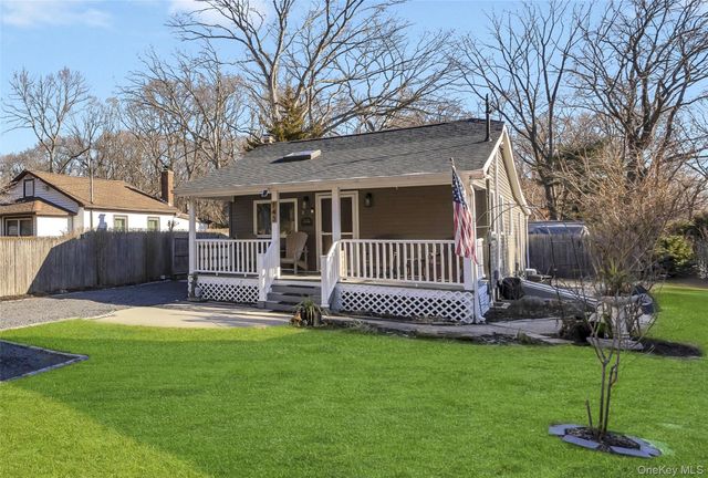 143 Wood Road, Centereach, NY 11720