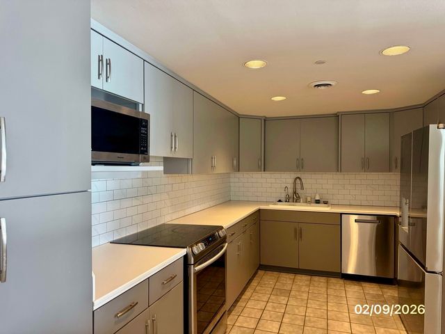 6666 Brookmont Ter Apt 208, Nashville, TN 37205