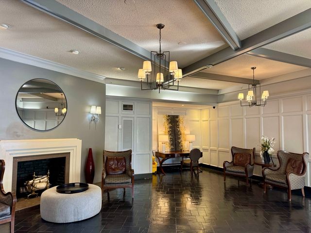 6666 Brookmont Ter Apt 208, Nashville, TN 37205