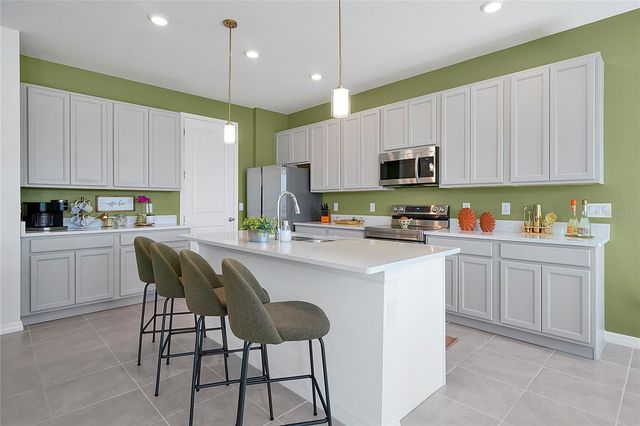 1784 SANIBEL DRIVE, Davenport, FL 33896