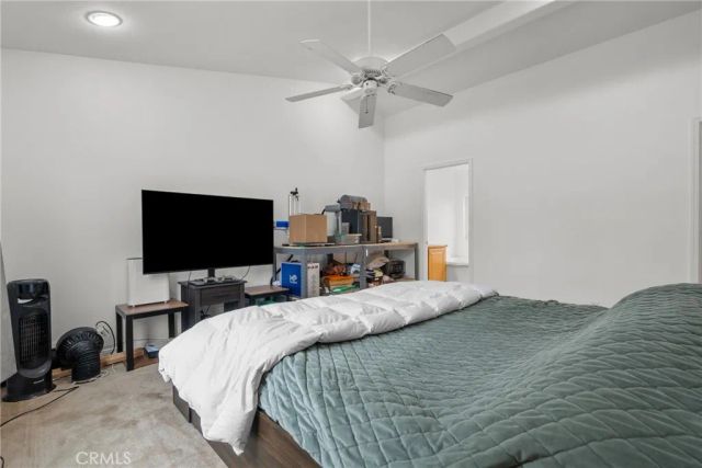 21500 Lassen 180, Chatsworth, CA 91311