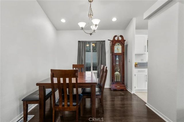 21500 Lassen 180, Chatsworth, CA 91311