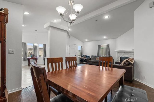 21500 Lassen 180, Chatsworth, CA 91311