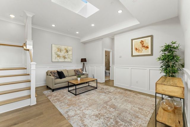 115 Thurston St I, Somerville, MA 02145