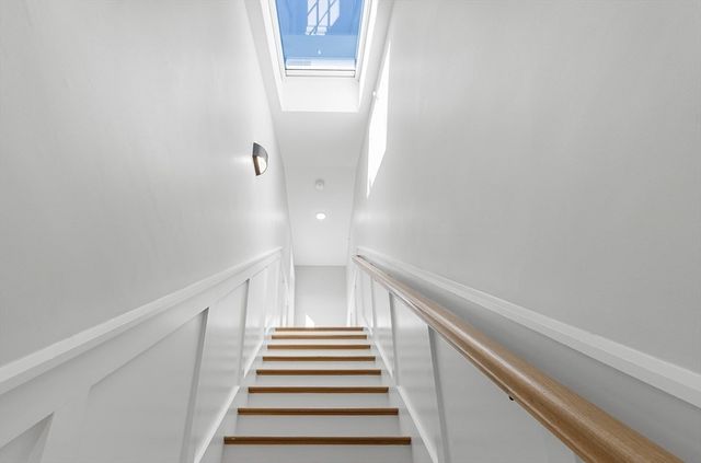 115 Thurston St I, Somerville, MA 02145
