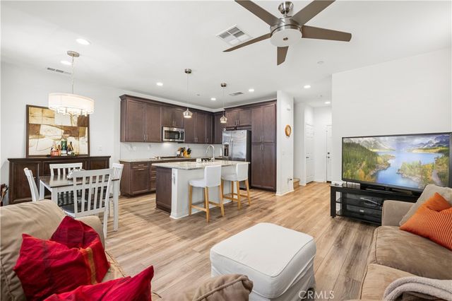 14609 W Del Playa, Panorama City, CA 91402