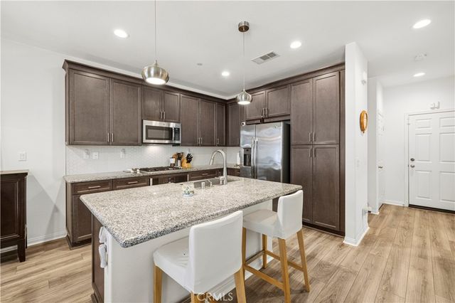 14609 W Del Playa, Panorama City, CA 91402