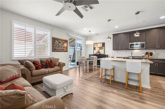 14609 W Del Playa, Panorama City, CA 91402