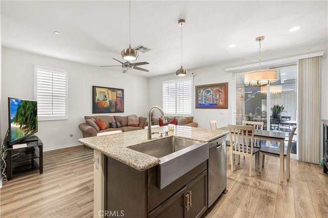 14609 W Del Playa, Panorama City, CA 91402