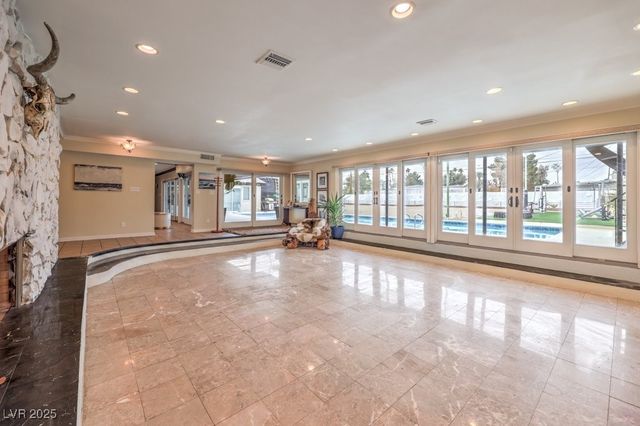 1420 South 8th Street, Las Vegas, NV 89104