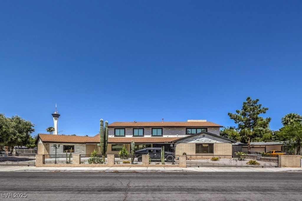 1420 South 8th Street, Las Vegas, NV 89104