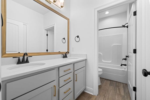 5740 Magnolia Trace, Gulf Breeze, FL 32563