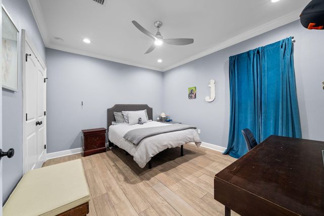 5740 Magnolia Trace, Gulf Breeze, FL 32563