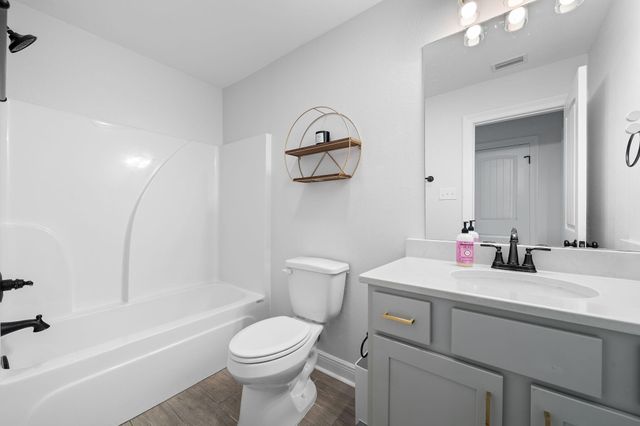 5740 Magnolia Trace, Gulf Breeze, FL 32563