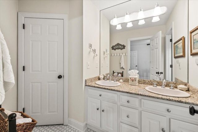 9867 Windrose Circle, Chattanooga, TN 37421