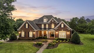 9867 Windrose Circle, Chattanooga, TN 37421
