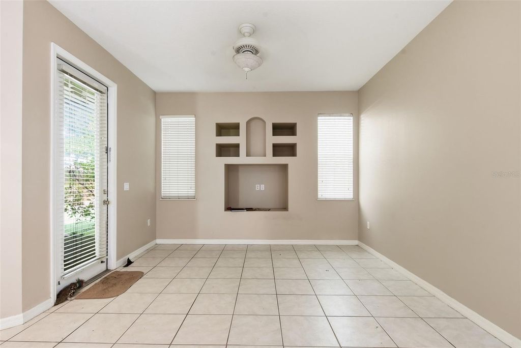 Image 14 of property listing at 929 LASCALA DRIVE, Windermere, FL 34786