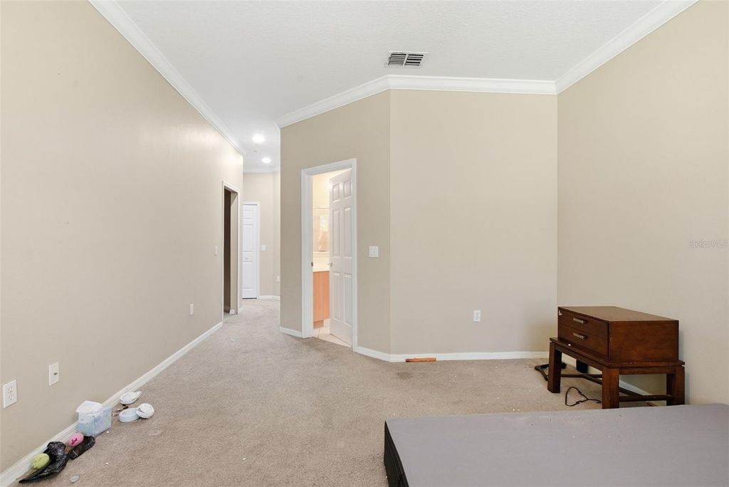 Image 22 of property listing at 929 LASCALA DRIVE, Windermere, FL 34786