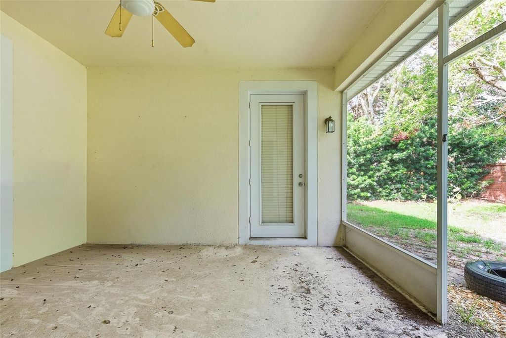 Image 35 of property listing at 929 LASCALA DRIVE, Windermere, FL 34786