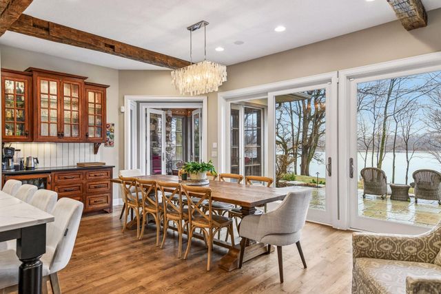 3601 Lerive Way, Chaska, MN 55318