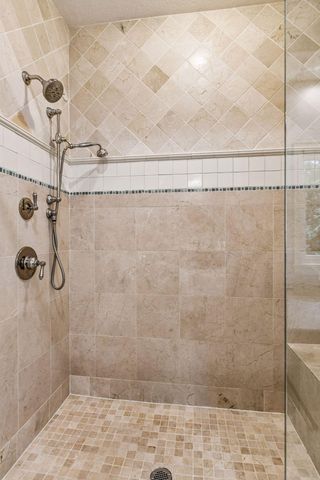 3601 Lerive Way, Chaska, MN 55318
