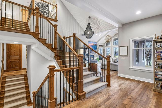3601 Lerive Way, Chaska, MN 55318