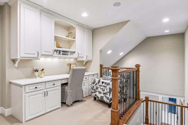 3601 Lerive Way, Chaska, MN 55318