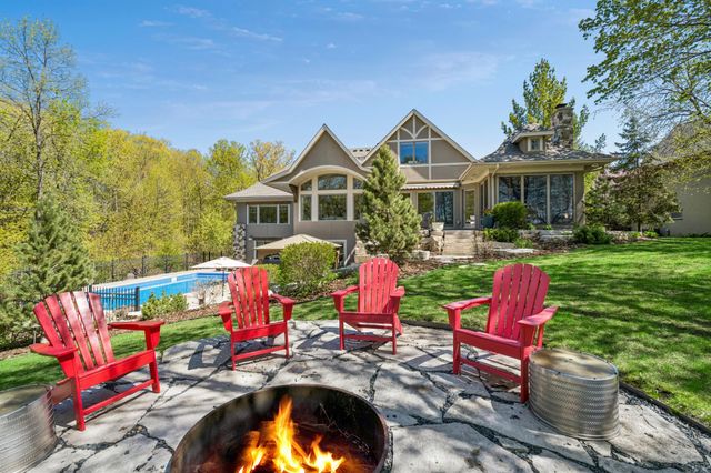 3601 Lerive Way, Chaska, MN 55318
