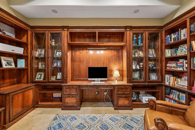 3601 Lerive Way, Chaska, MN 55318