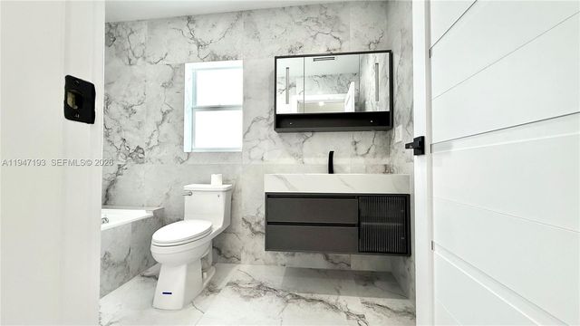 3826 NE 171st Street 3826, North Miami Beach, FL 33160
