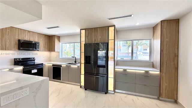 3826 NE 171st Street 3826, North Miami Beach, FL 33160