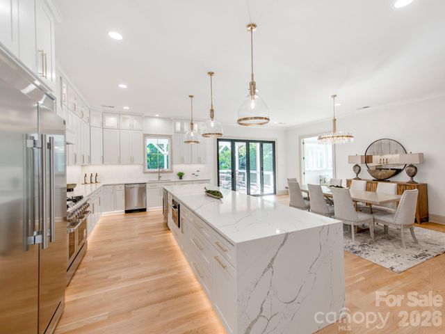 4637 Emory Lane, Charlotte, NC 28211