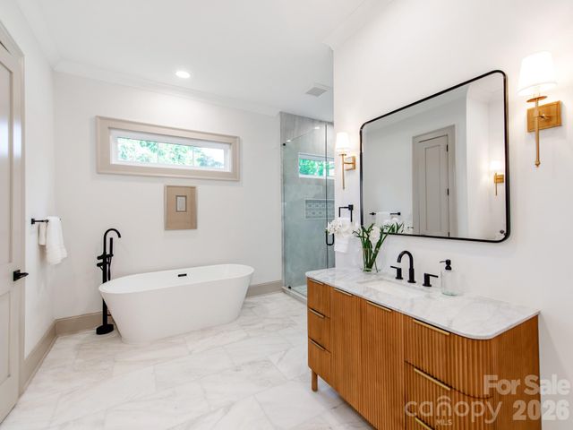 4637 Emory Lane, Charlotte, NC 28211