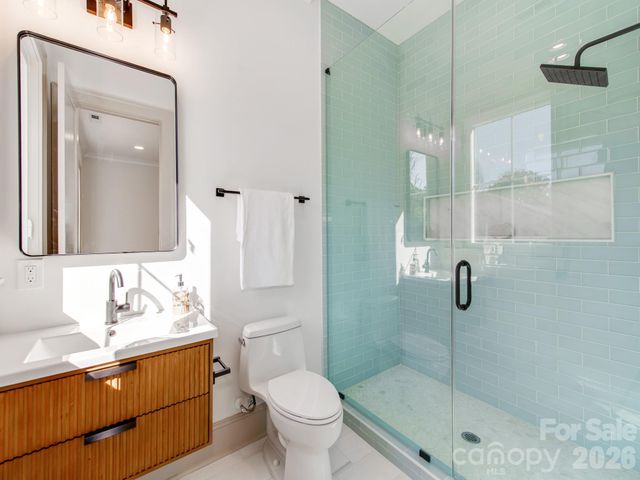 4637 Emory Lane, Charlotte, NC 28211