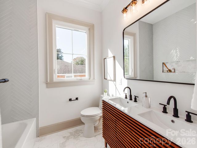 4637 Emory Lane, Charlotte, NC 28211