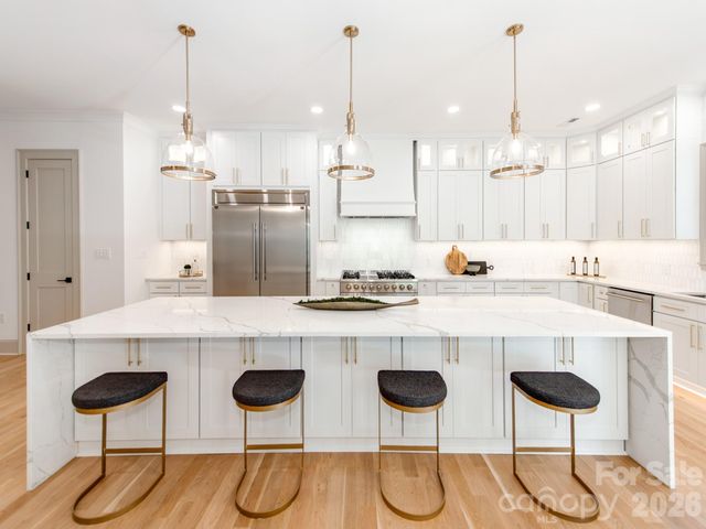 4637 Emory Lane, Charlotte, NC 28211