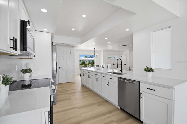 3535 VILLAGE GREEN DRIVE, Sarasota, FL 34239