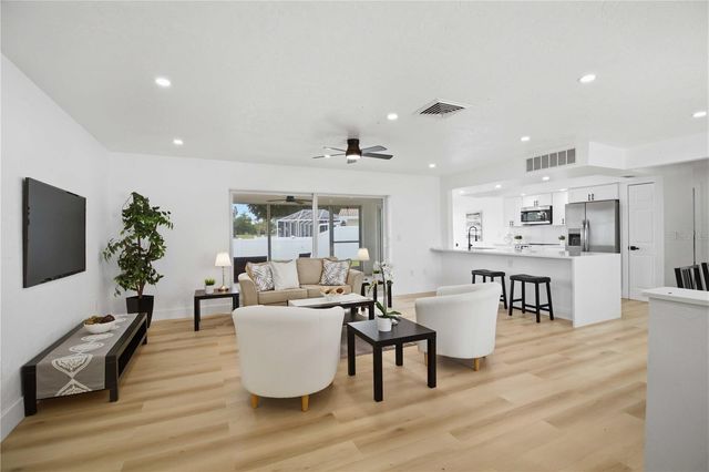 3535 VILLAGE GREEN DRIVE, Sarasota, FL 34239