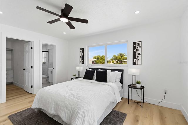 3535 VILLAGE GREEN DRIVE, Sarasota, FL 34239